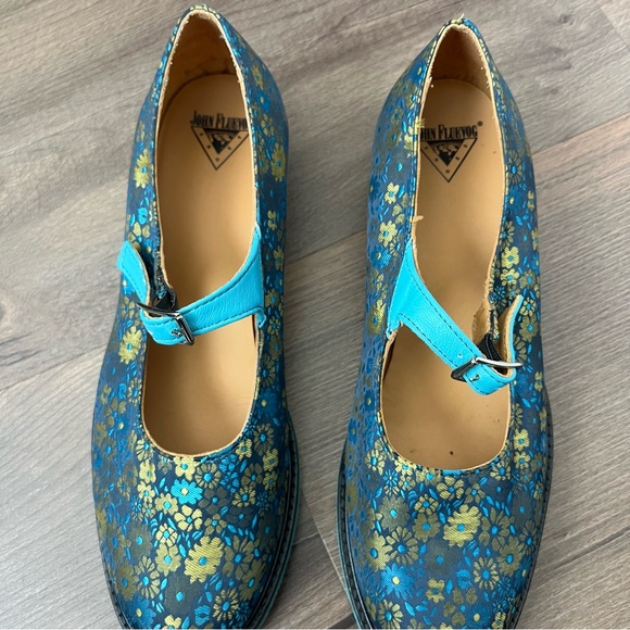 John Fluevog Biblio Barnett Blue & Green Floral Flat Mary Janes Size 9 - Picture 4 of 12